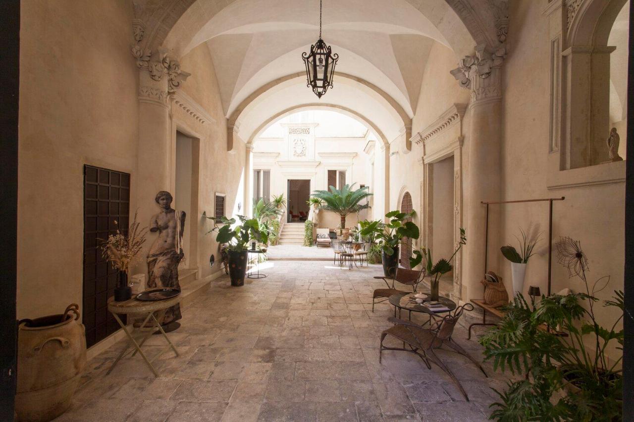 Palazzo Maresgallo Suites & Spa Lecce Exteriör bild