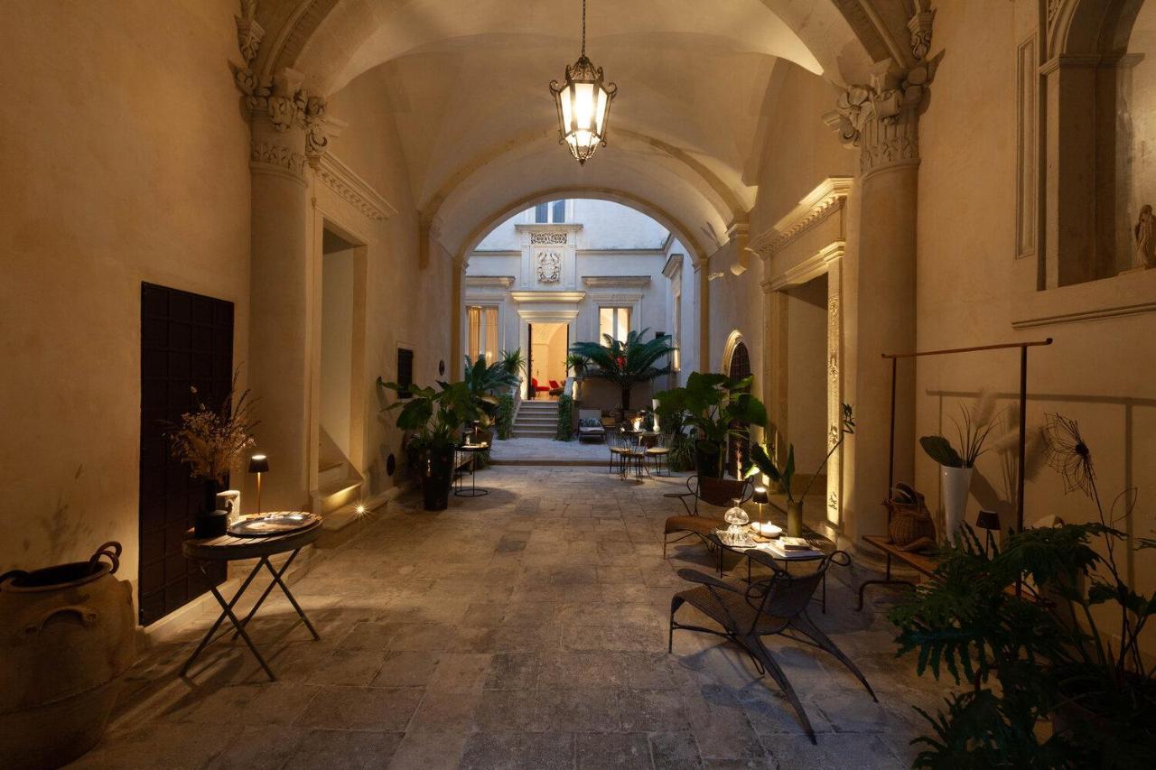 Palazzo Maresgallo Suites & Spa Lecce Exteriör bild