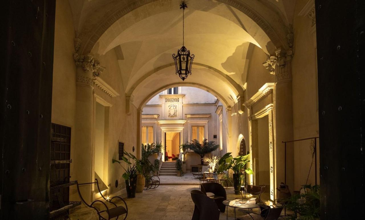 Palazzo Maresgallo Suites & Spa Lecce Exteriör bild