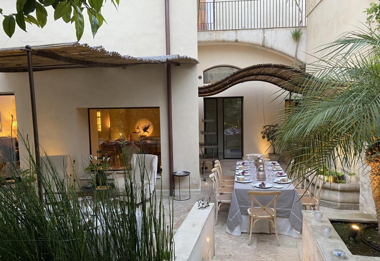 Palazzo Maresgallo Suites & Spa Lecce Exteriör bild